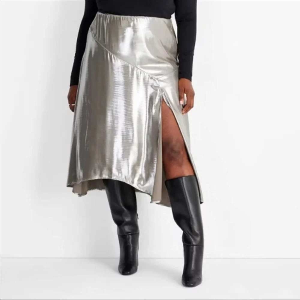 Future Collective Skirt Women 1X Silver NWT Metallic Asymmetrical Slit Midi